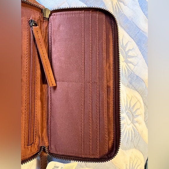 Free People Vegan Faux Leather Wallet in Brown NWT - Picture 6 of 7